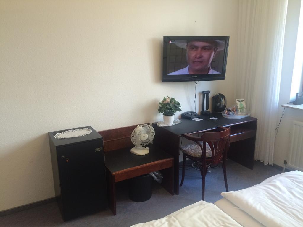 Hotel Aris Sarstedt Room photo
